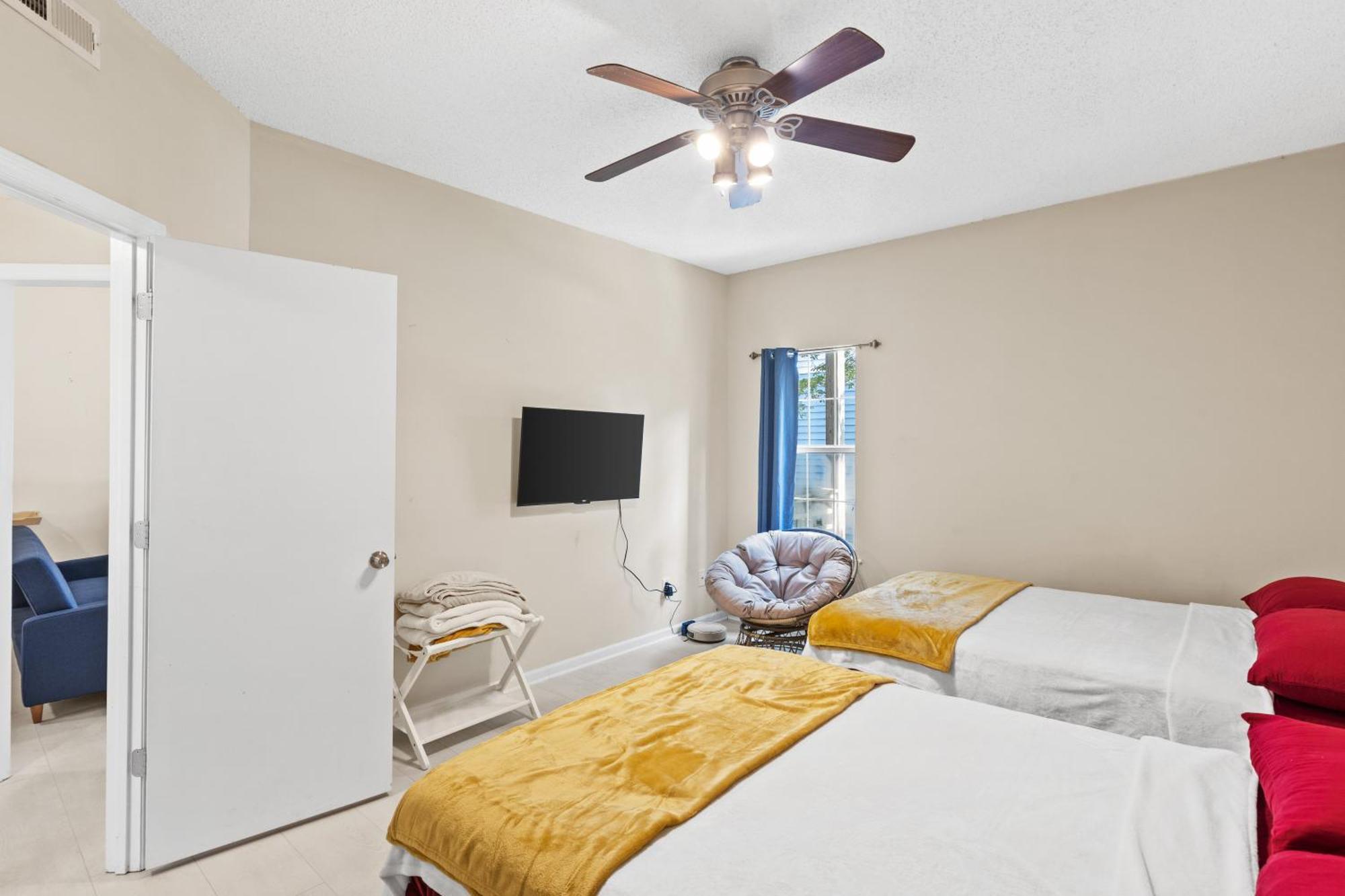 Bright And Cozy 1-Br Condo, Wifi Уилмингтон Экстерьер фото